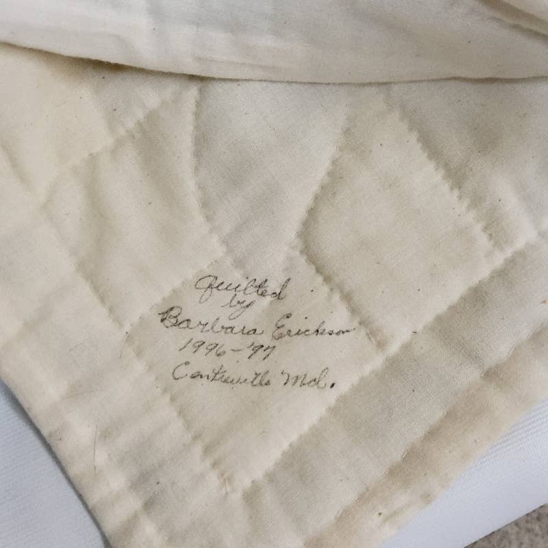 Late 20th Century Embroidered Floral Pattern Quilt