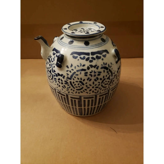Vintage Blue and White Chinese Rice Wine Jug With Spout and Lid