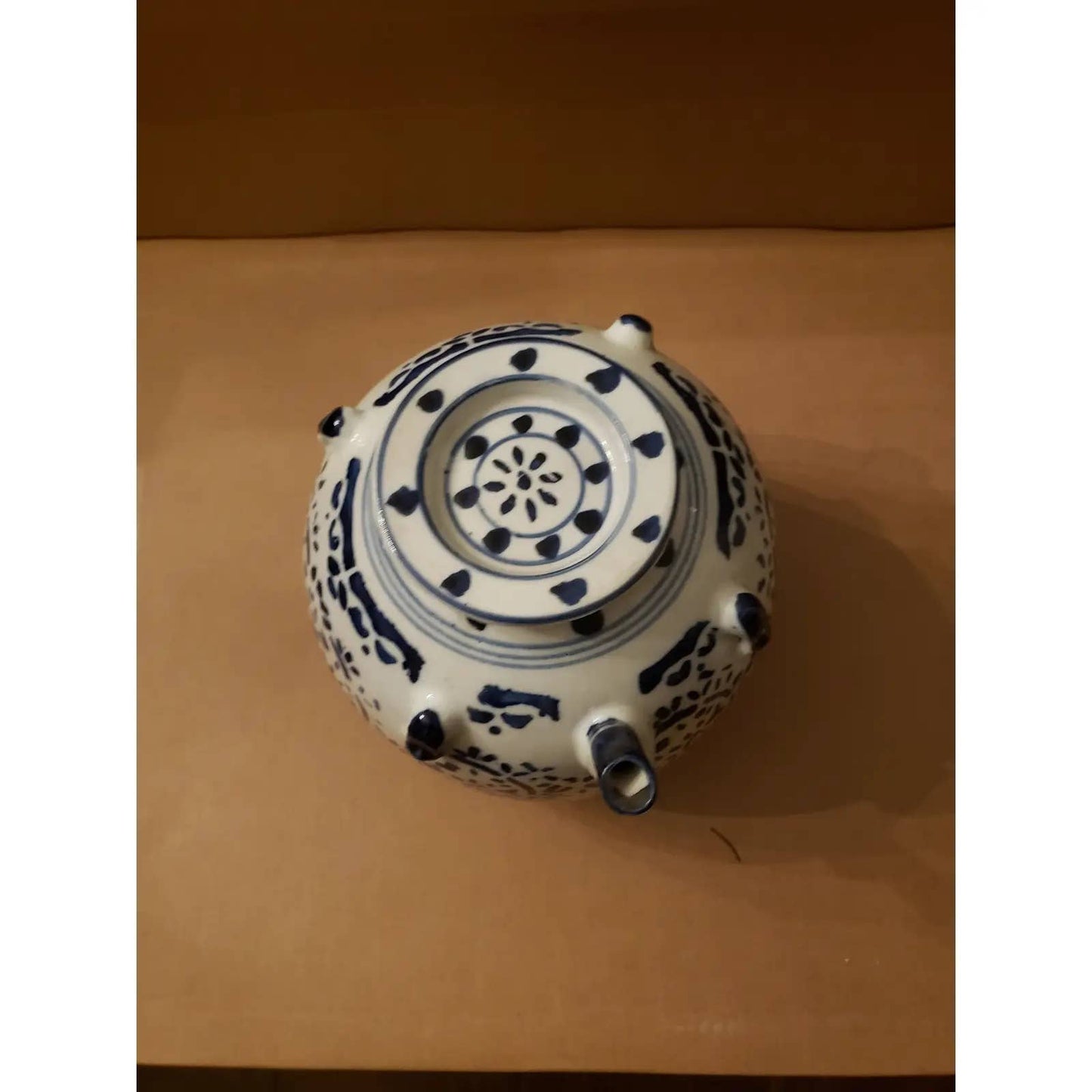 Vintage Blue and White Chinese Rice Wine Jug With Spout and Lid